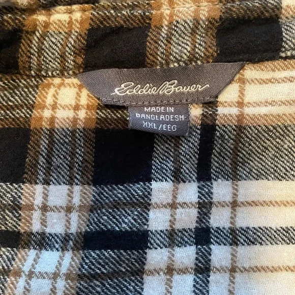Women’s Flannel - Picture 3 of 3